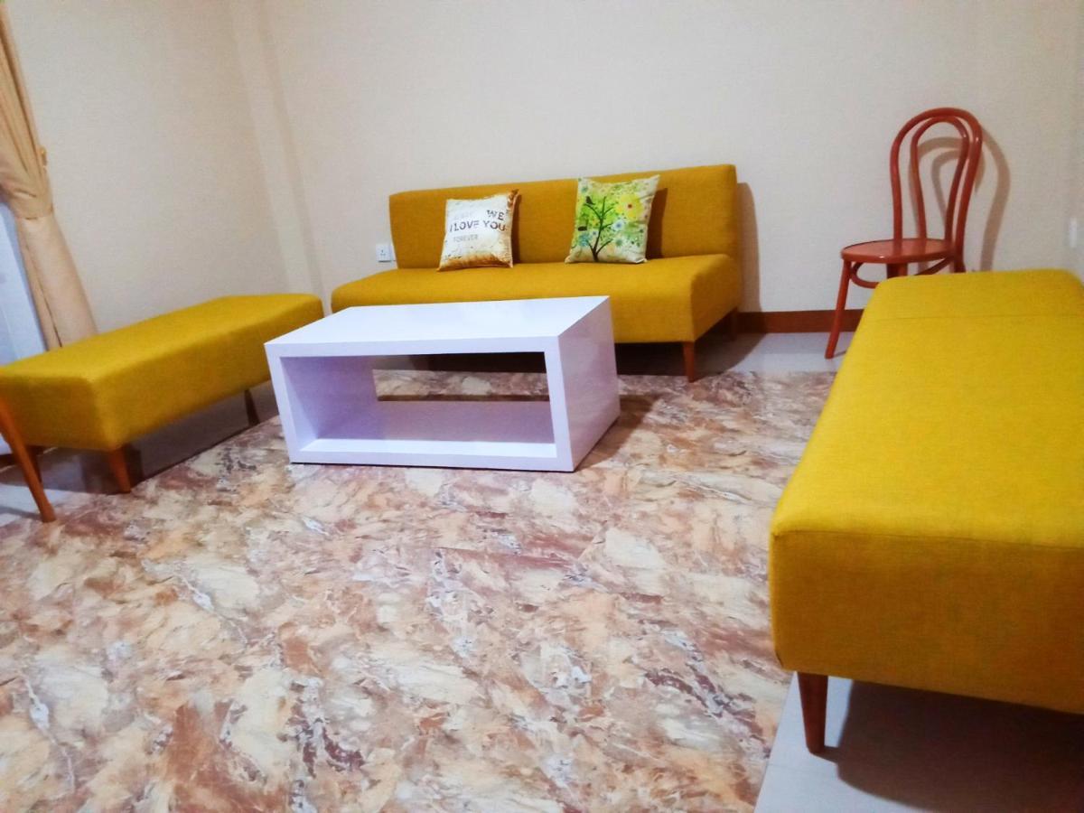 Bluefire Homestay Syariah Banyuwangi  Exteriör bild
